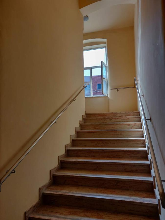 Metropolis Apartments Загреб Экстерьер фото