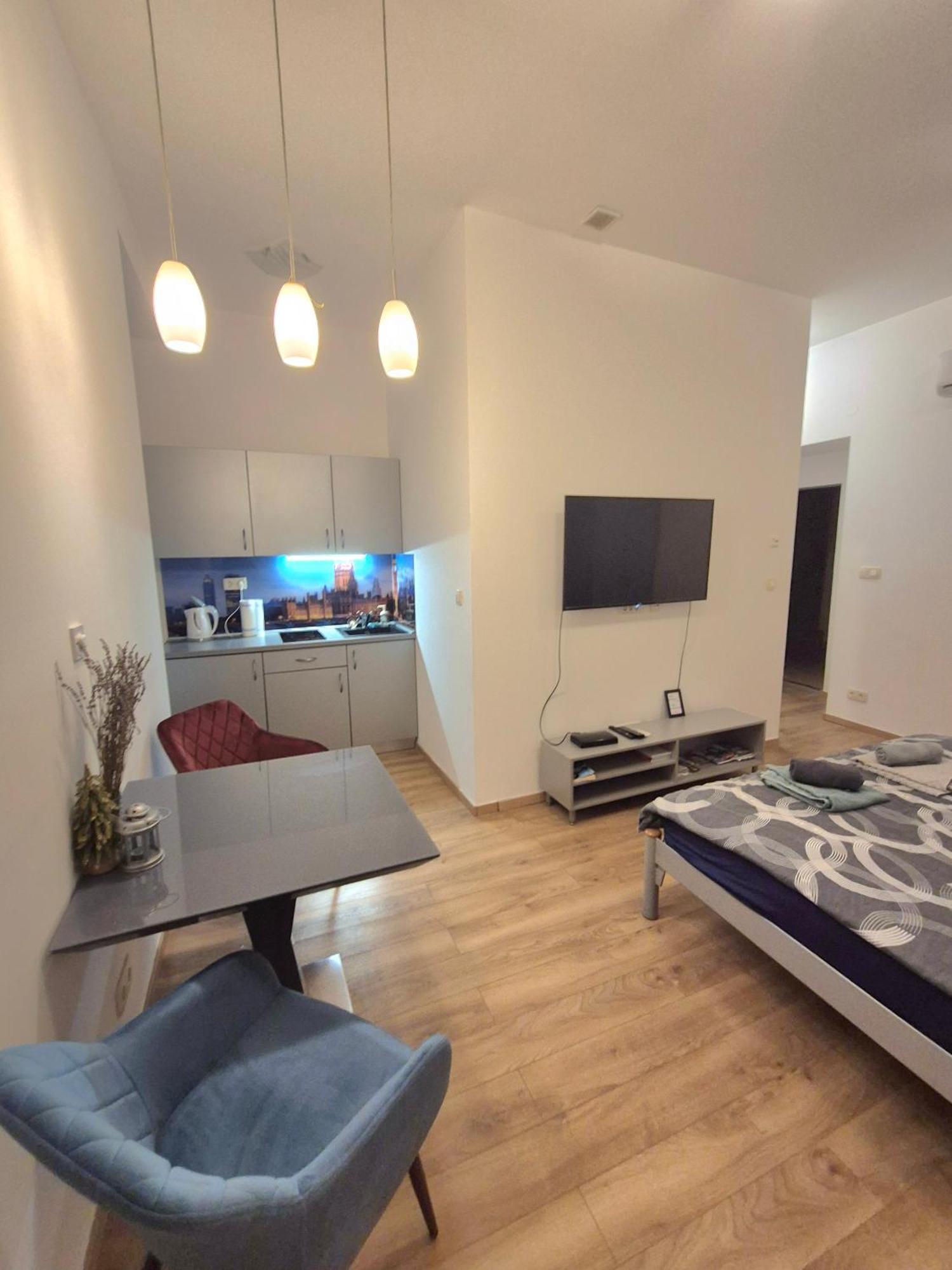 Metropolis Apartments Загреб Экстерьер фото